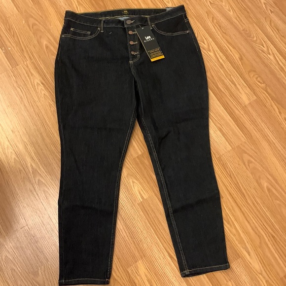 NWT RIDERS BY LEE High Rise Skinny Ankle 3 Button Jeans size 18M - Picture 2 of 13